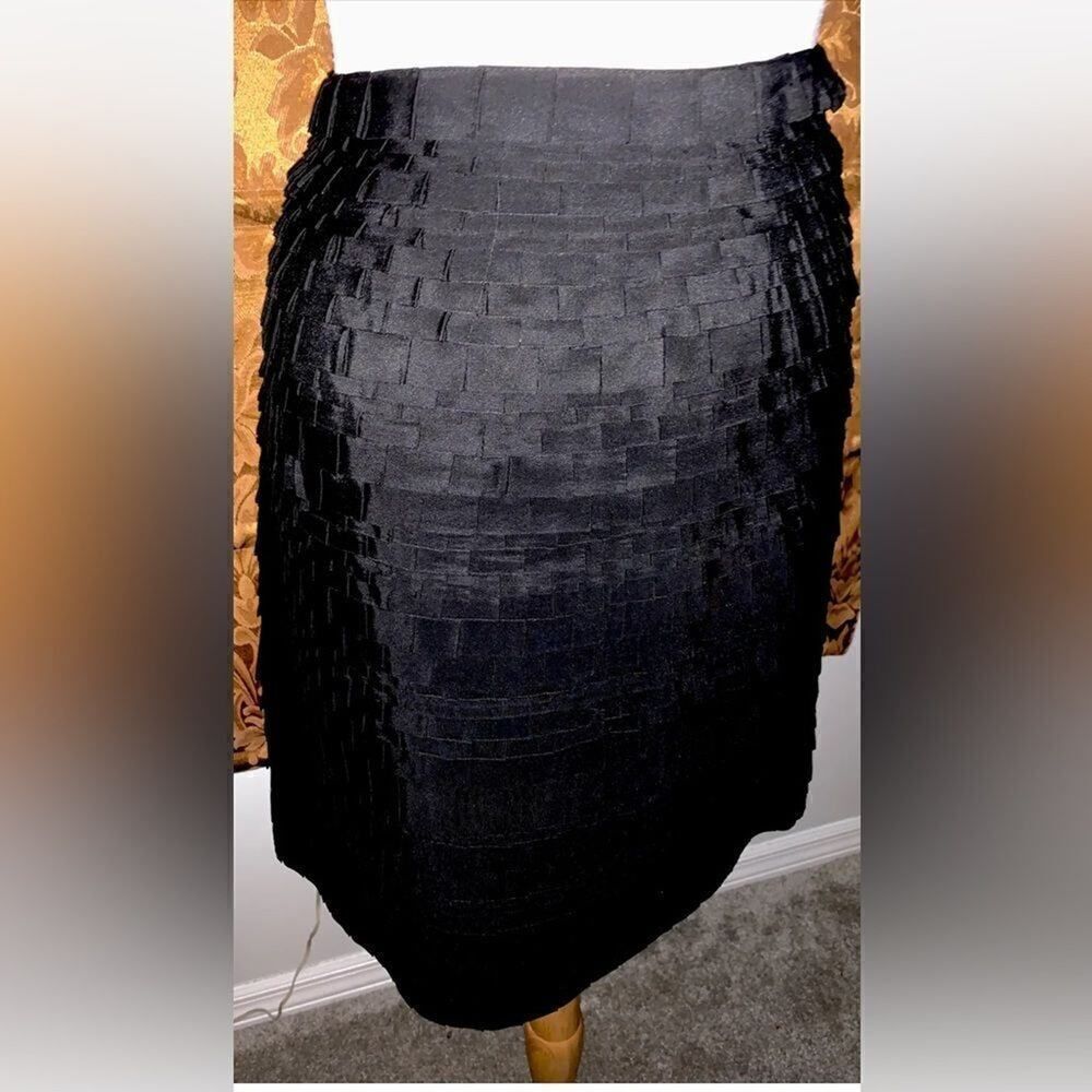 Per Se Women's Black Skirt Above Knee Career Size US 6 Lined Runway 3D